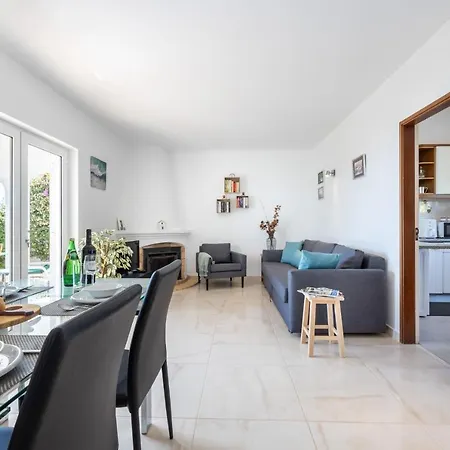 וילה Casa Coruja
